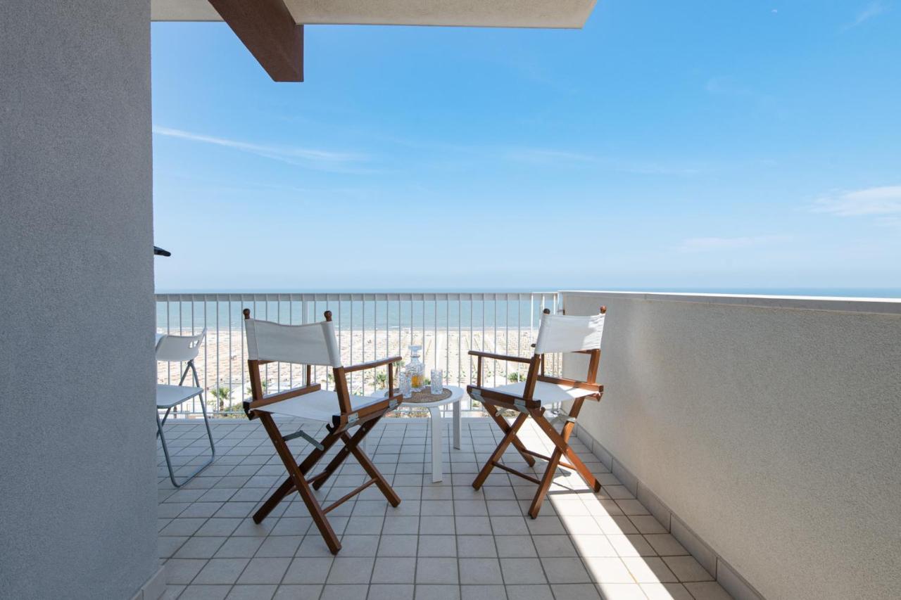 Ventodue Lägenhet Rimini Exteriör bild