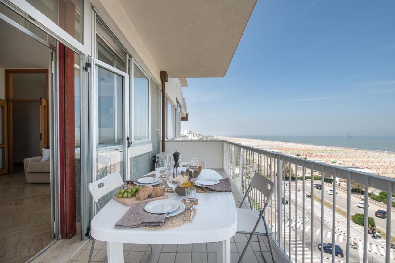 Ventodue Lägenhet Rimini Exteriör bild