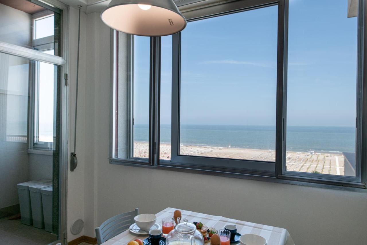 Ventodue Lägenhet Rimini Exteriör bild